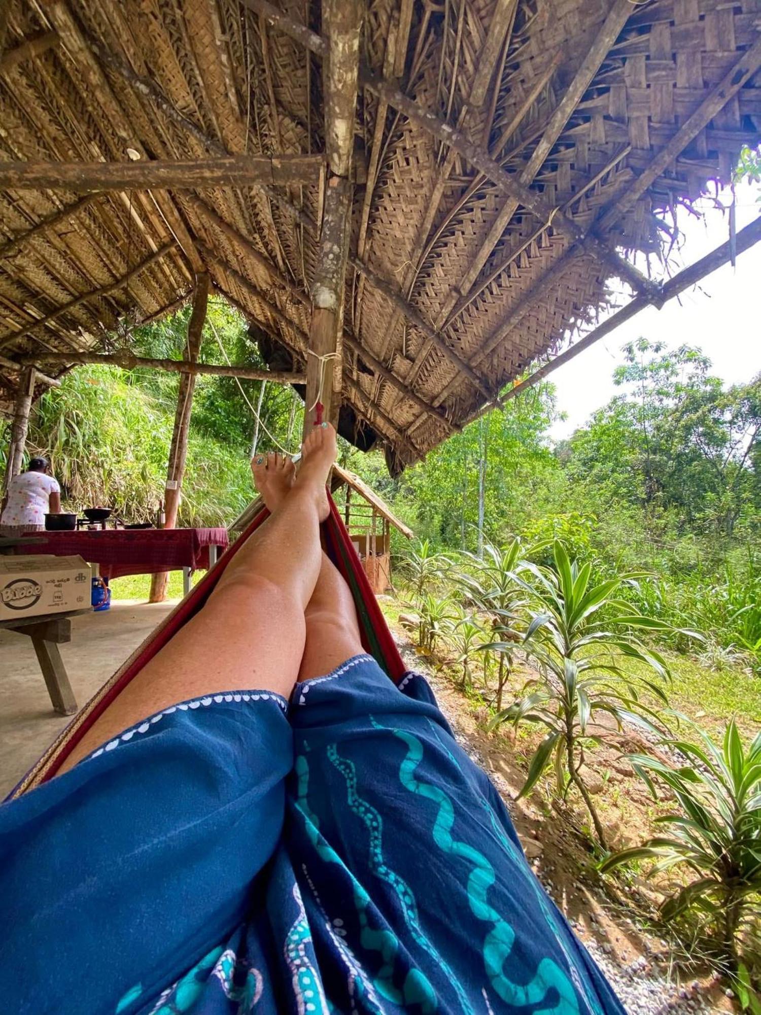 Little Wood Villa And Retreats Doluwa Канди Экстерьер фото